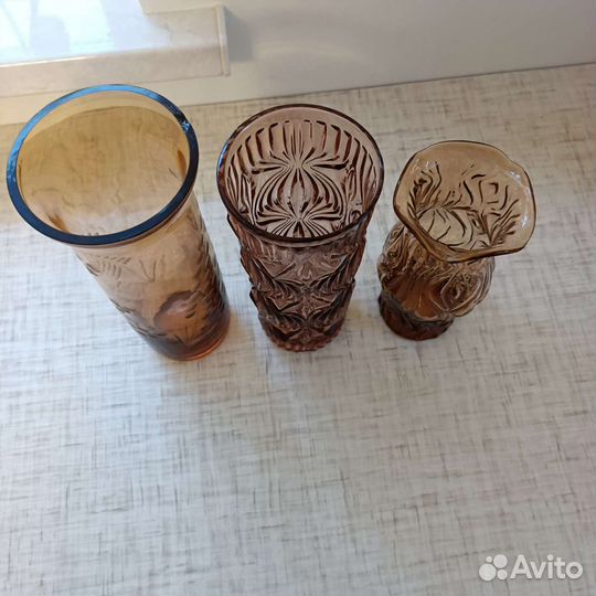 Вазы, карамельное стекло