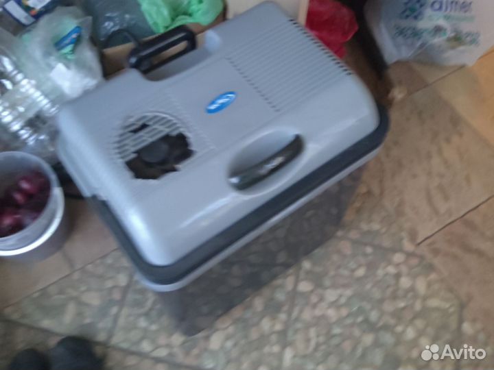 Автомобильная сумка холодильник