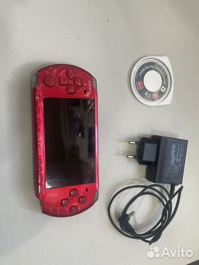 Sony PSP 3008 Radiant Red
