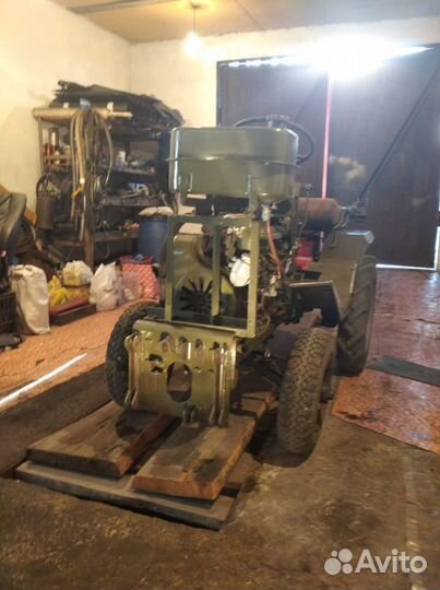 Мини-трактор КУРГАНМАШЗАВОД КМЗ-012, 2002