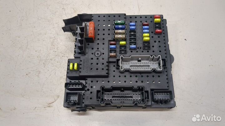 Блок предохранителей Volvo XC70