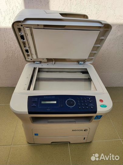Мфу Xerox 3220