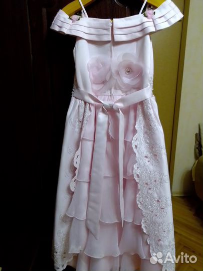 Нарядное платье