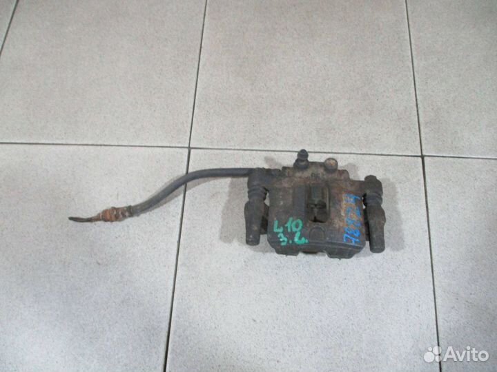 Суппорт задний левый Mitsubishi Lancer 10 (CY)