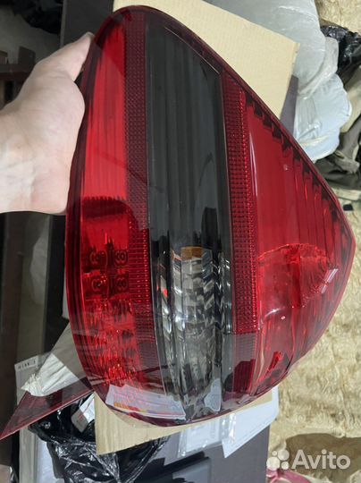 Фонарь задний SL AMG