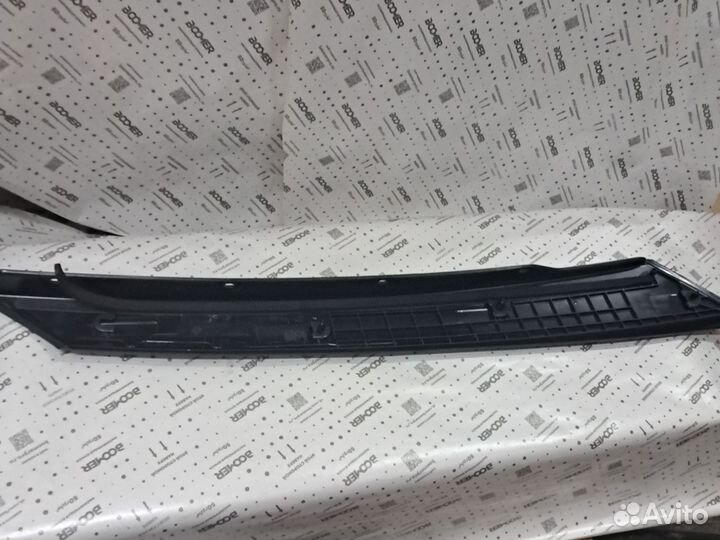 Молдинг лобового стекла skoda fabia