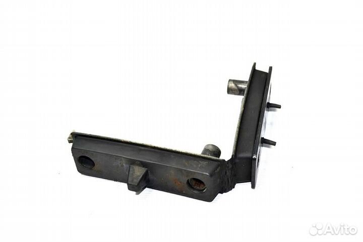 Подушка радиатора, верхняя правая volvo FH (01.05)