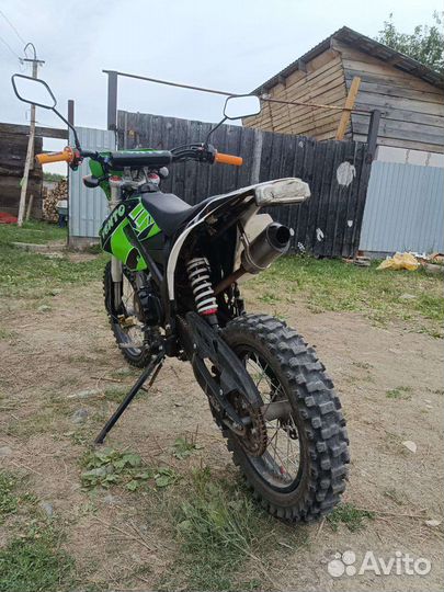 Продам питбайк 125