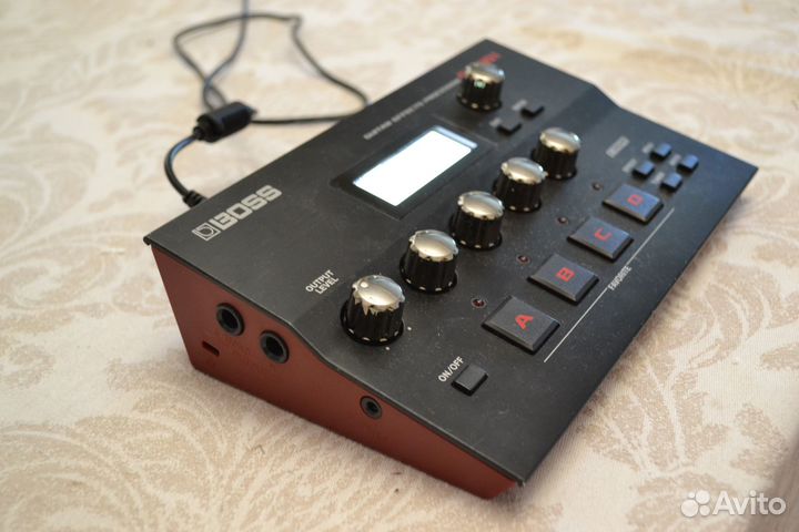 Boss GT-001 гитарный проц
