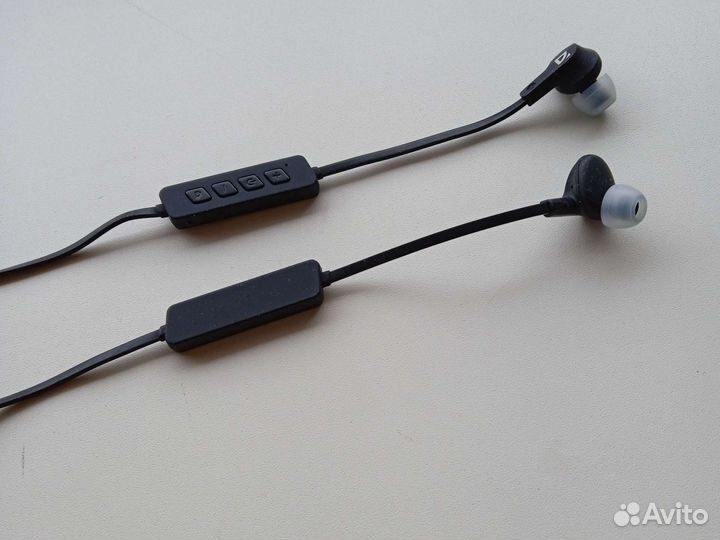 Гарнитура Bluetooth Defender FreeMotion B615