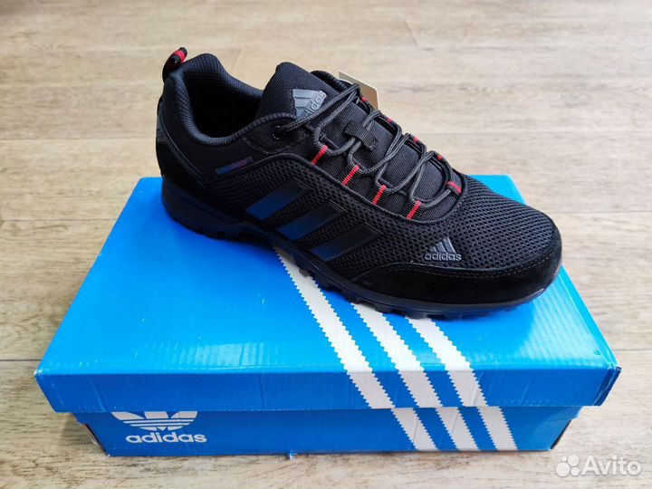 Кроссовки Adidas Classic