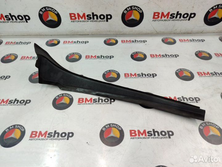 Уплотнитель крыла передний левый Bmw 316D F30