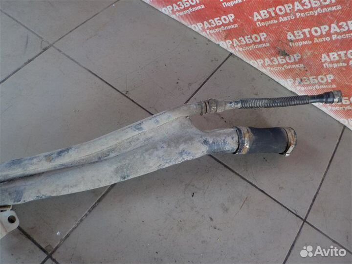 Заливная горловина топливного бака Renault Kangoo