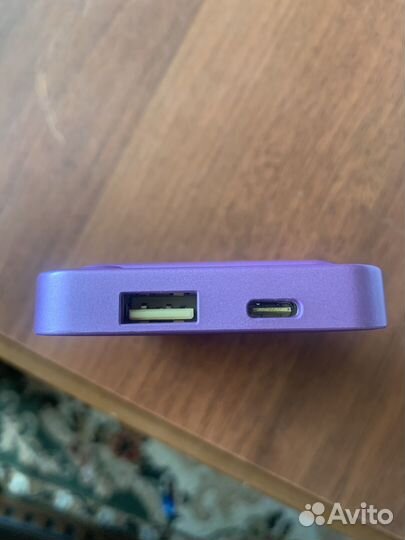 Повербанк для iPhone