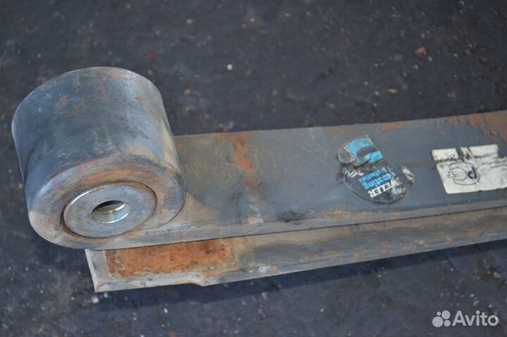 Рессора переднего моста, левая DAF XF95 (01.02-12