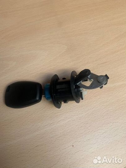 Замок багажника Renault Logan Sandero Duster Dacia
