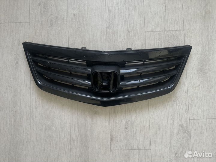 Решетка радиатора Honda Accord 8 CU2 рестайлинг