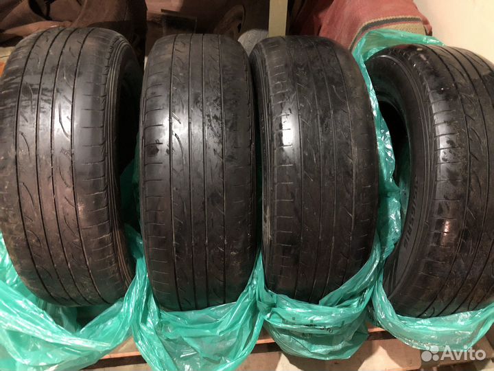 Dunlop SP Sport LM704 215/65 R16 98S