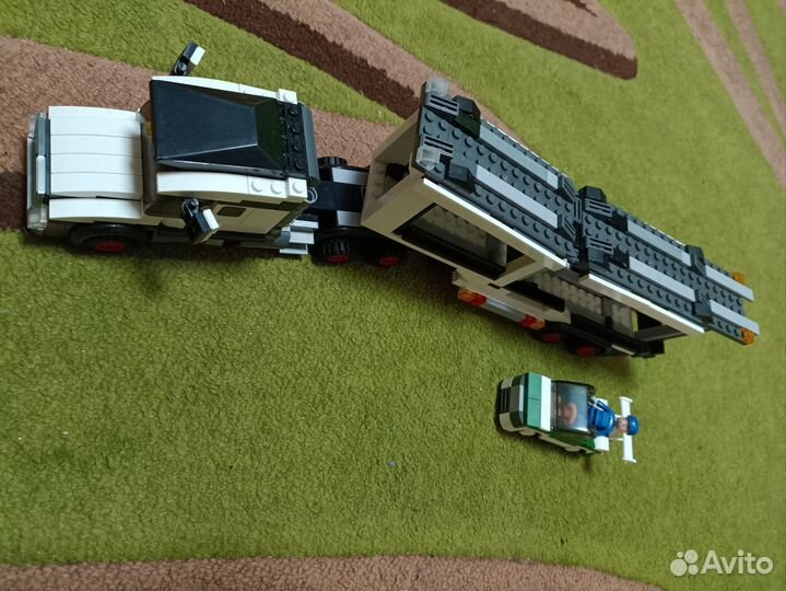 Lego грузовик