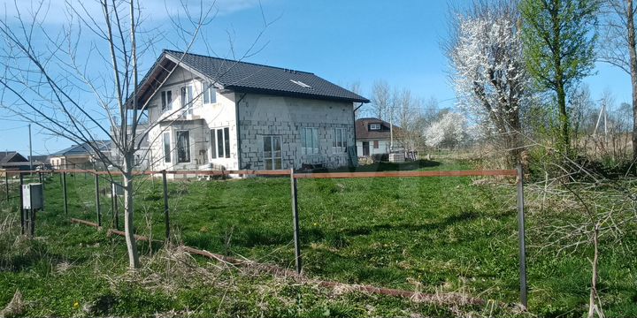 Дом 174 м² на участке 13 сот.