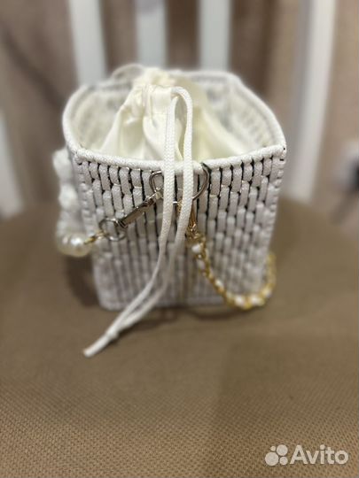 Белая свадебная сумка