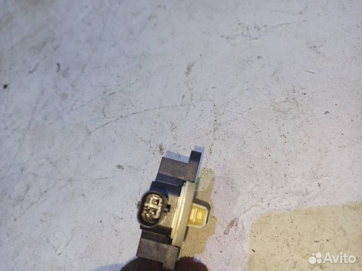 Датчик SRS A1668210351 Мерседес