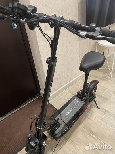 Самокат взрослый электрический бу