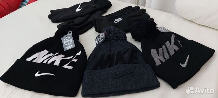 Шапка мужская двойная с помпоном Nike