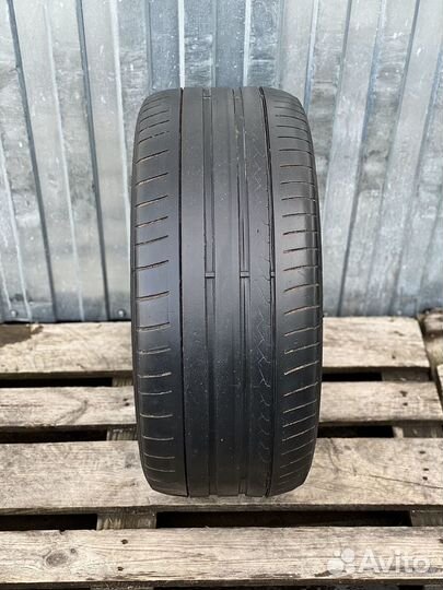 Dunlop SP Sport Maxx GT 255/40 R19 100Y