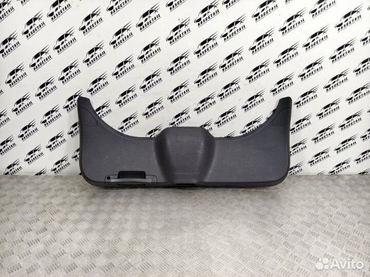 Обшивка двери багажника Ford Kuga CBV 2.0 tdci