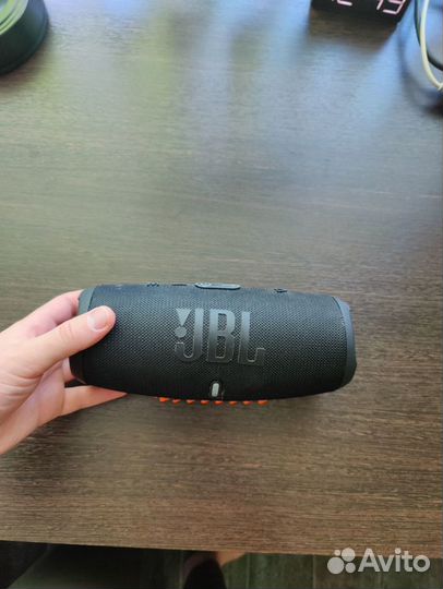 Портативная колонка jbl charge 5