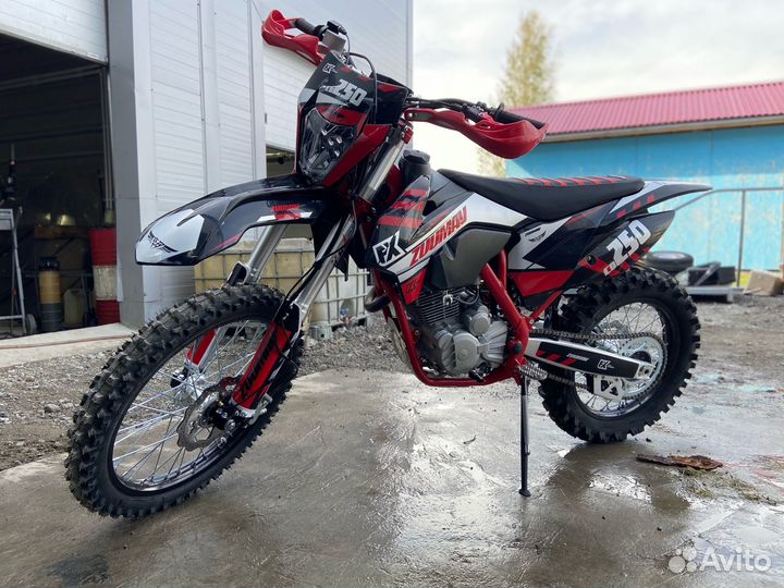 Кроссовый мотоцикл Zuumav K7 CR-250 CB / Зумав