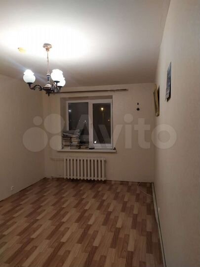 2-к. квартира, 50 м², 2/10 эт.
