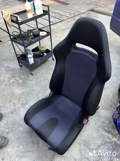 Сиденья ковши subaru impreza wrx sti