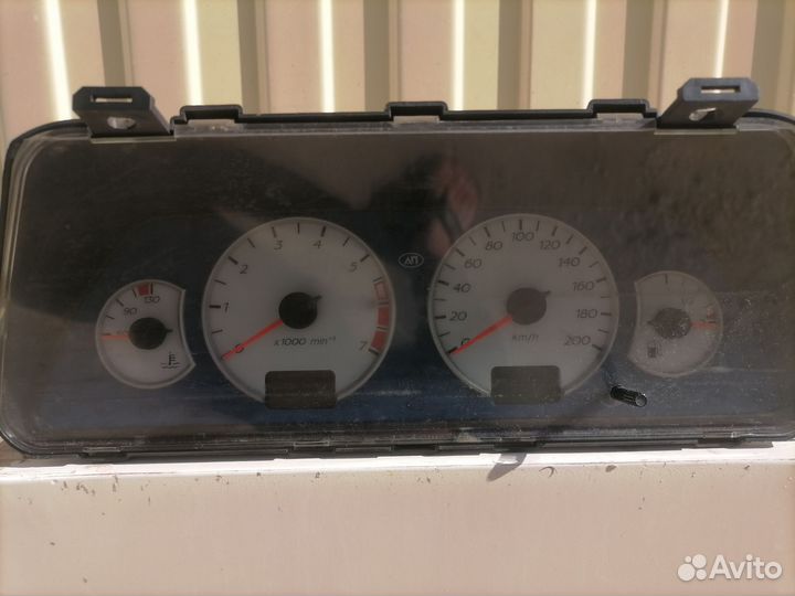 Приборная панель