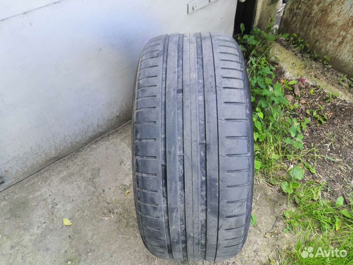 Nokian Tyres Hakkapeliitta 8 255/50 R19
