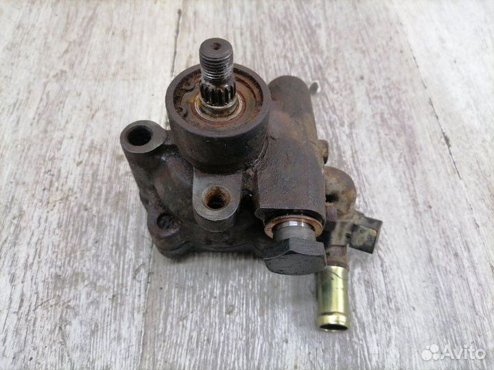 Насос гидроусилителя Nissan Maxima A33 VQ20DE 2004