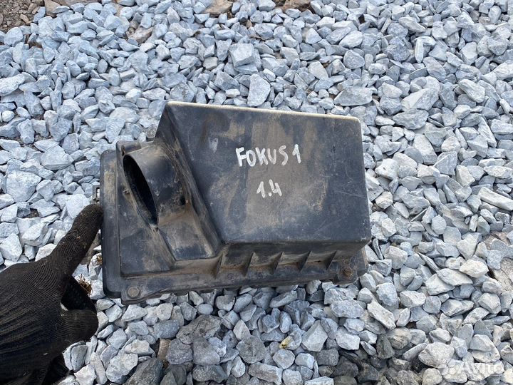 Корпус воздушного фильтра ford focus 1 1.4