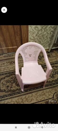 Детский деревянный стульчик, СССР и пластиковый