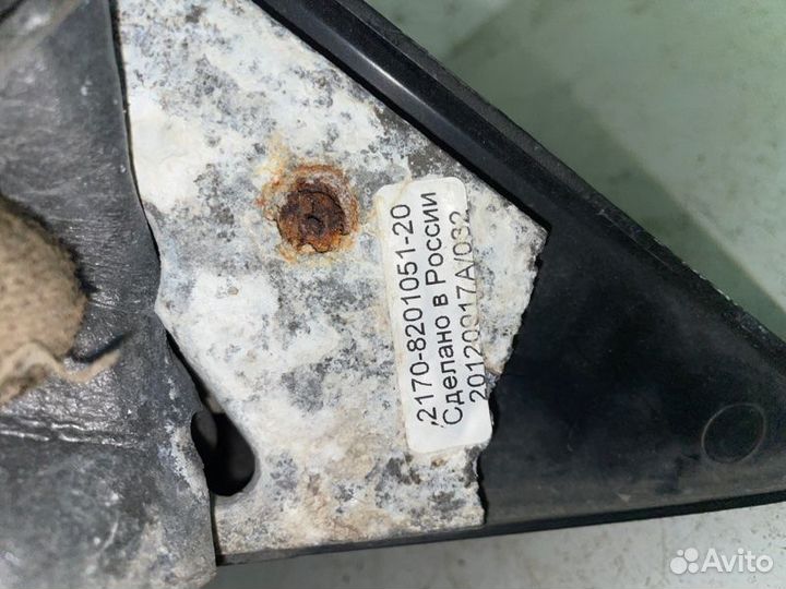 Зеркало заднего вида левое