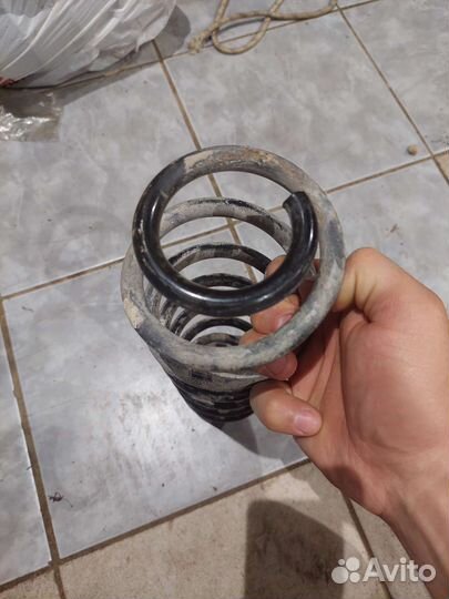 Пружина задняя skoda а7