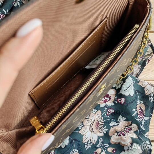 Louis vuitton клатч