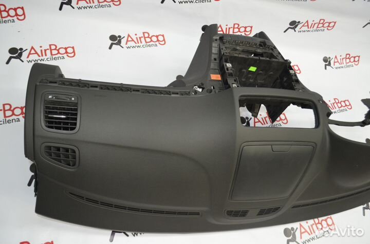 Торпедо панель приборов Skoda Yetti