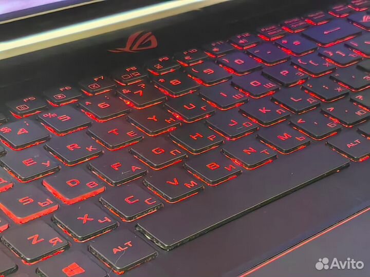 Игровой Asus 17.3''120Hz Ryzen 7 1700 16Gb rx580