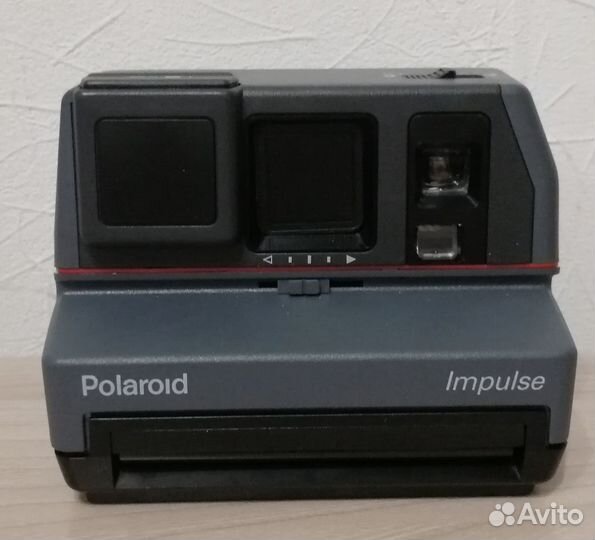 Фотоаппарат моментальный polaroid