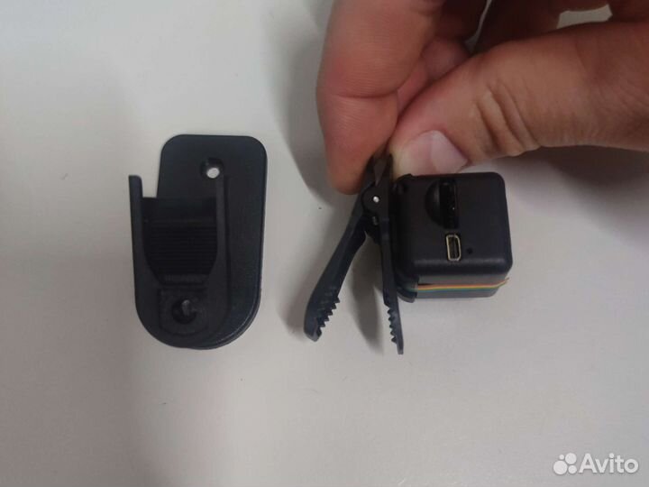 Кронштейн с прищепкой для регистратора SQ11