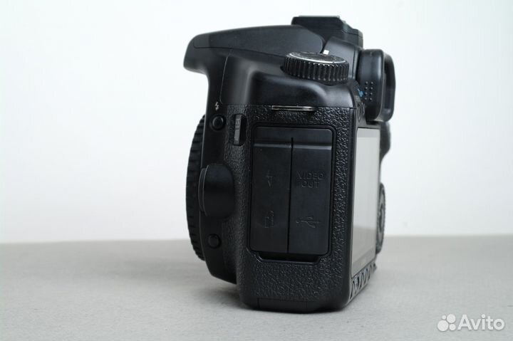 Фотоаппарат Canon 40d body