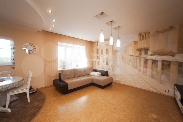 3-к. квартира, 90 м², 7/9 эт.