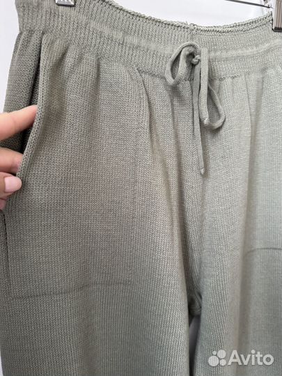 Костюм женский 44 новый