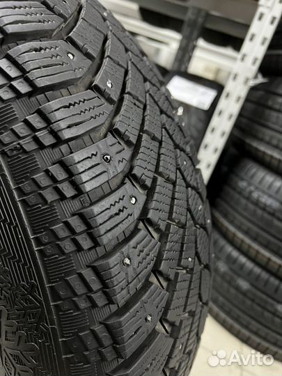 Gislaved Nord Frost 200 SUV 225/65 R17 106T